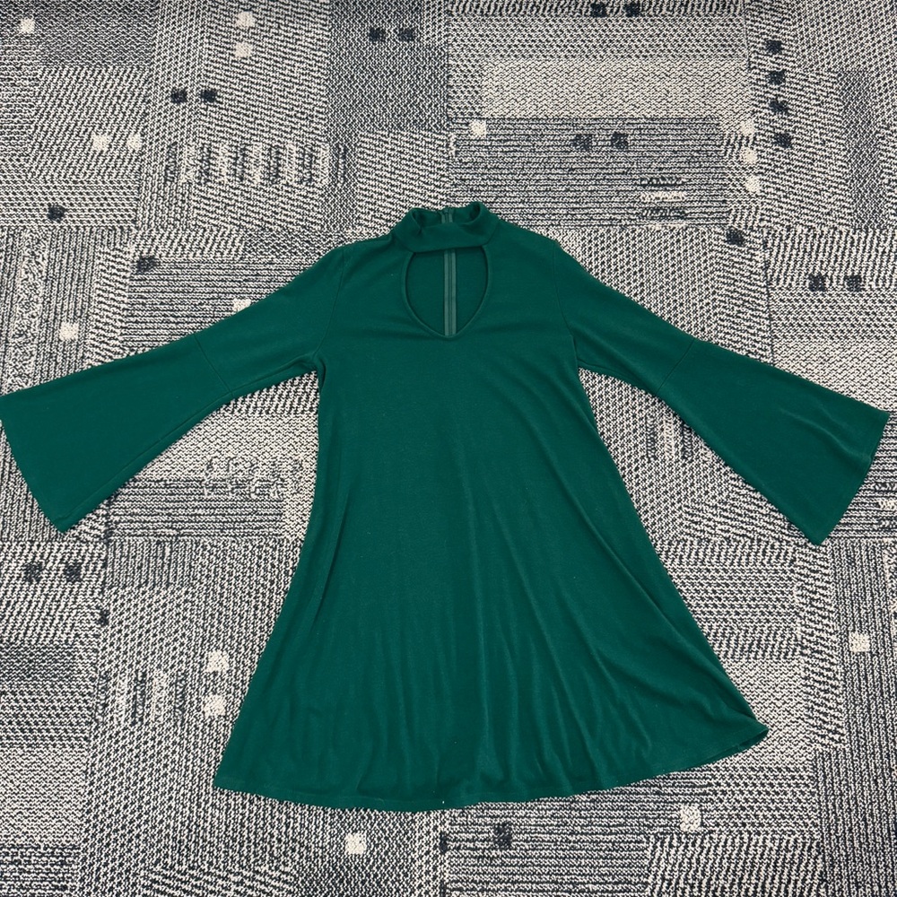 Karen Kane Emerald Flare Sleeve Dress